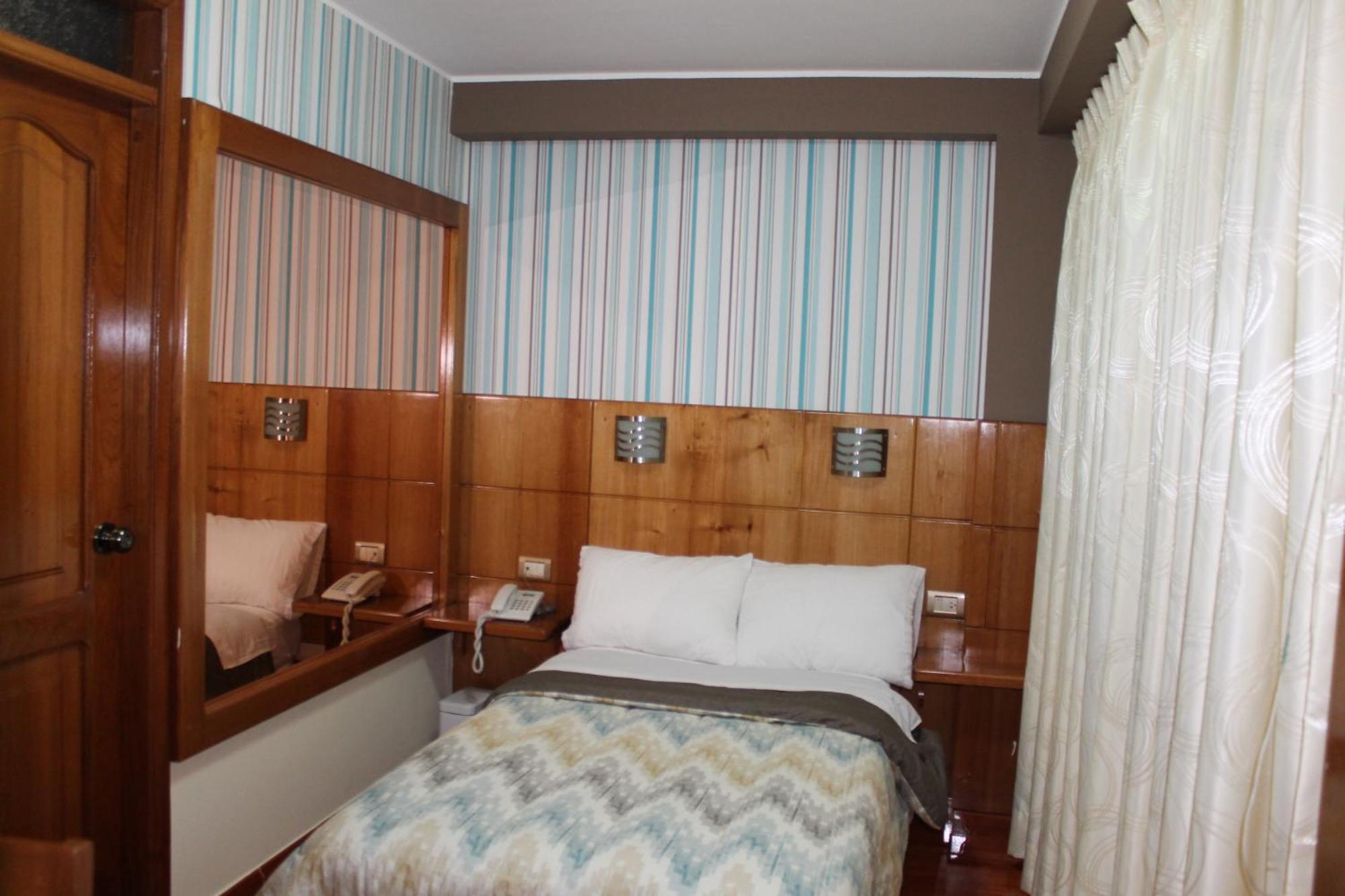 Hotel Venecia Huánuco Habitación foto